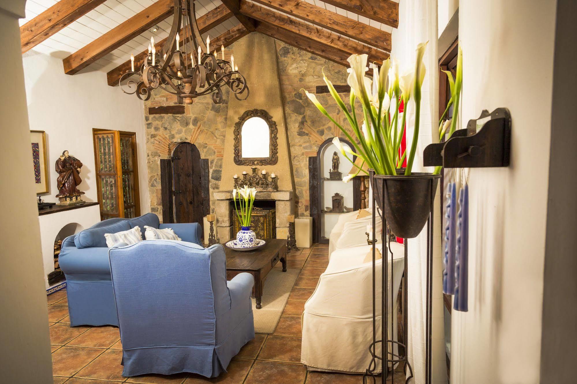 Casa Encantada By Porta Hotels Antigua Zewnętrze zdjęcie